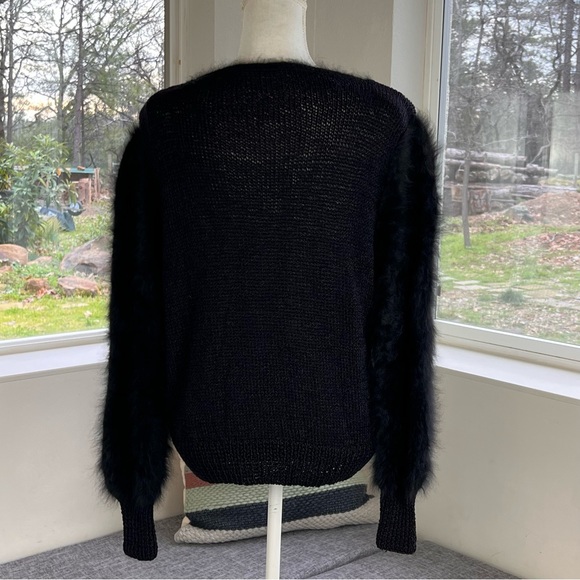 Hand knit Vintage Black V-neck Sweater Rabbit - Picture 5 of 10